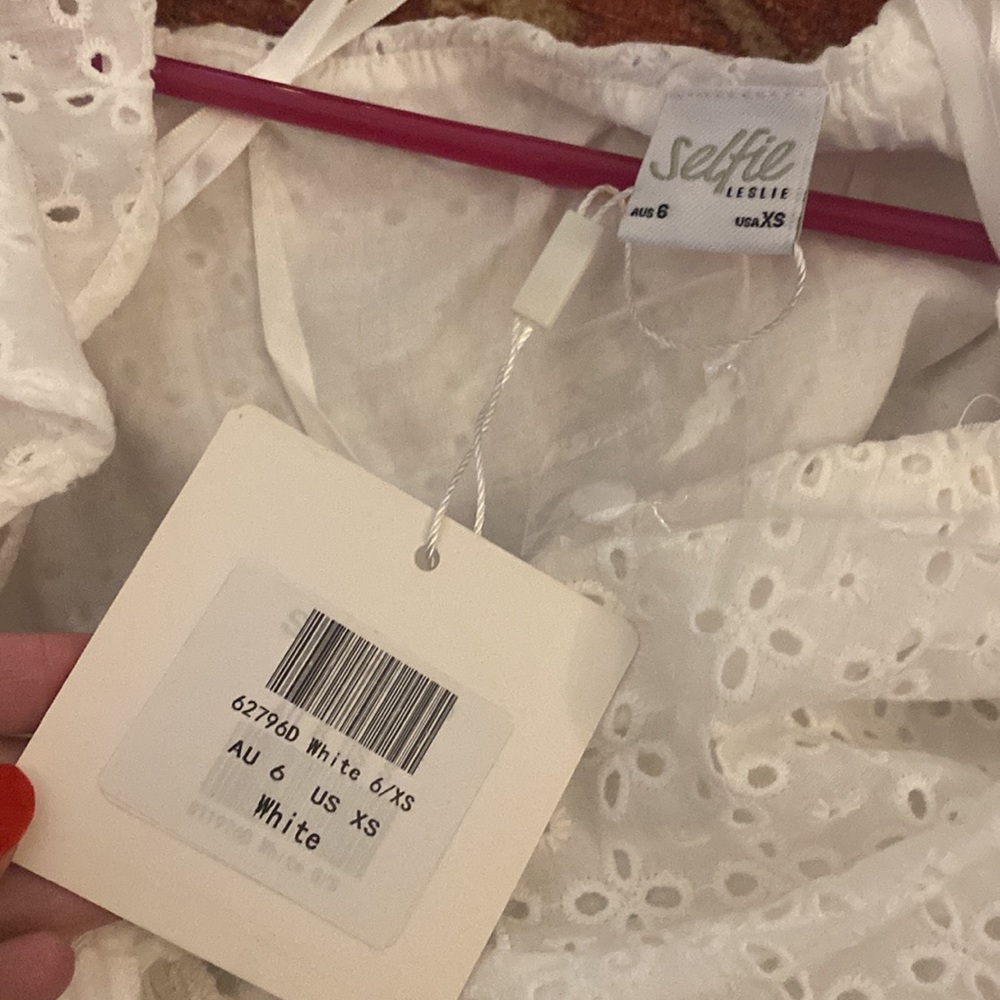 NWT Selfie Leslie Puff Sleeve Eyelet Top - Picture 7 of 9
